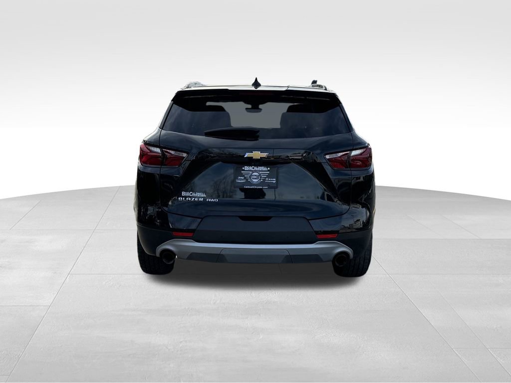 Used 2022 Chevrolet Blazer LT w/ Sound & Technology Package image 7