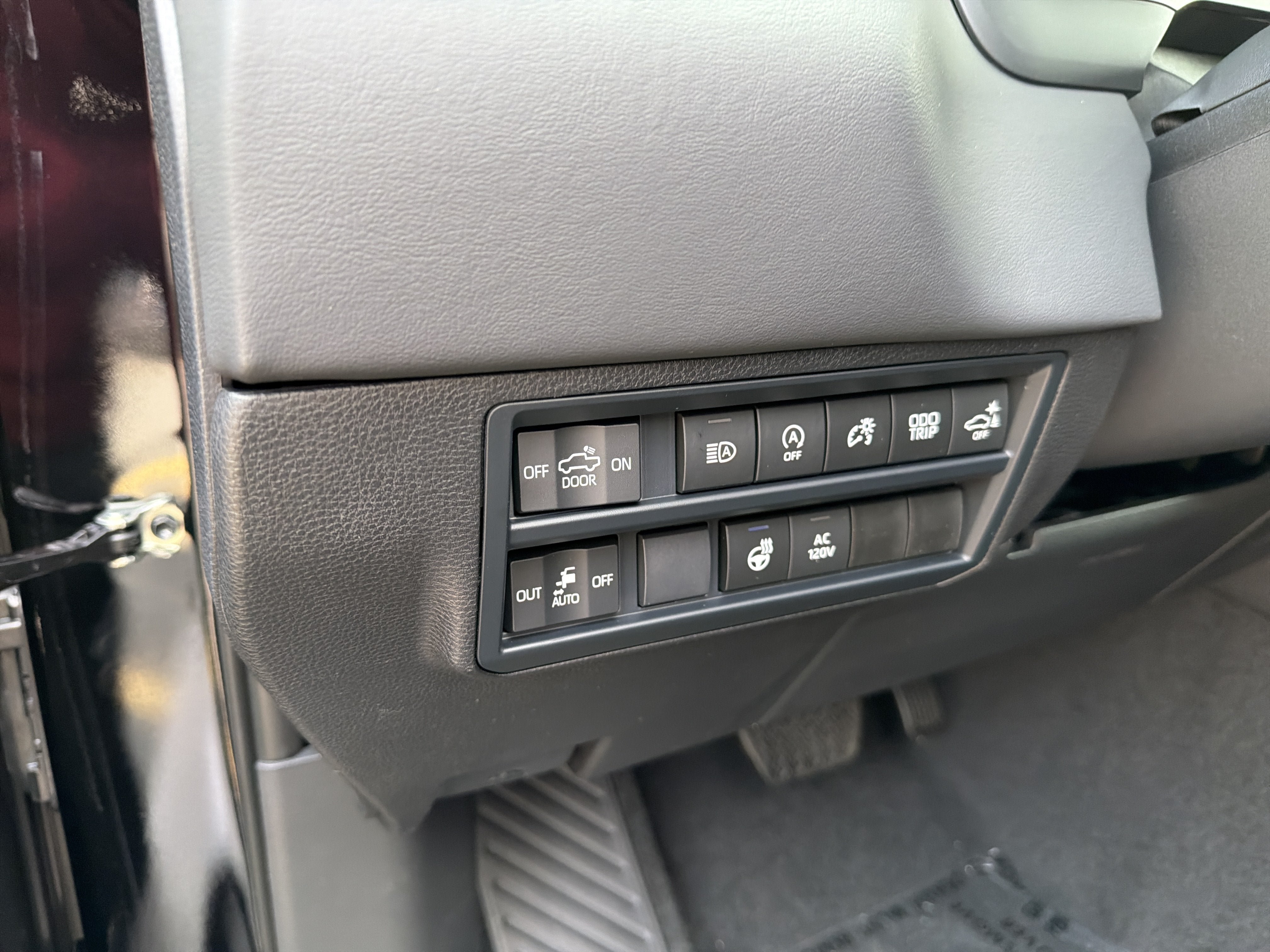 New 2026 Toyota Tundra Platinum AWD/4WD image 12