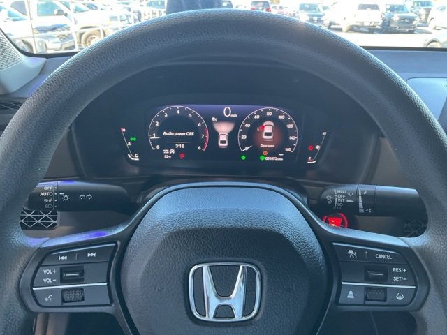 Used 2023 Honda Accord EX image 7