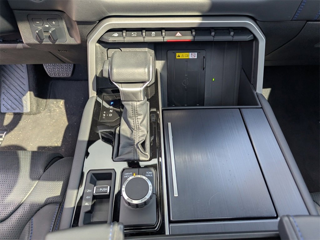 Used 2023 Toyota Tundra Platinum image 27