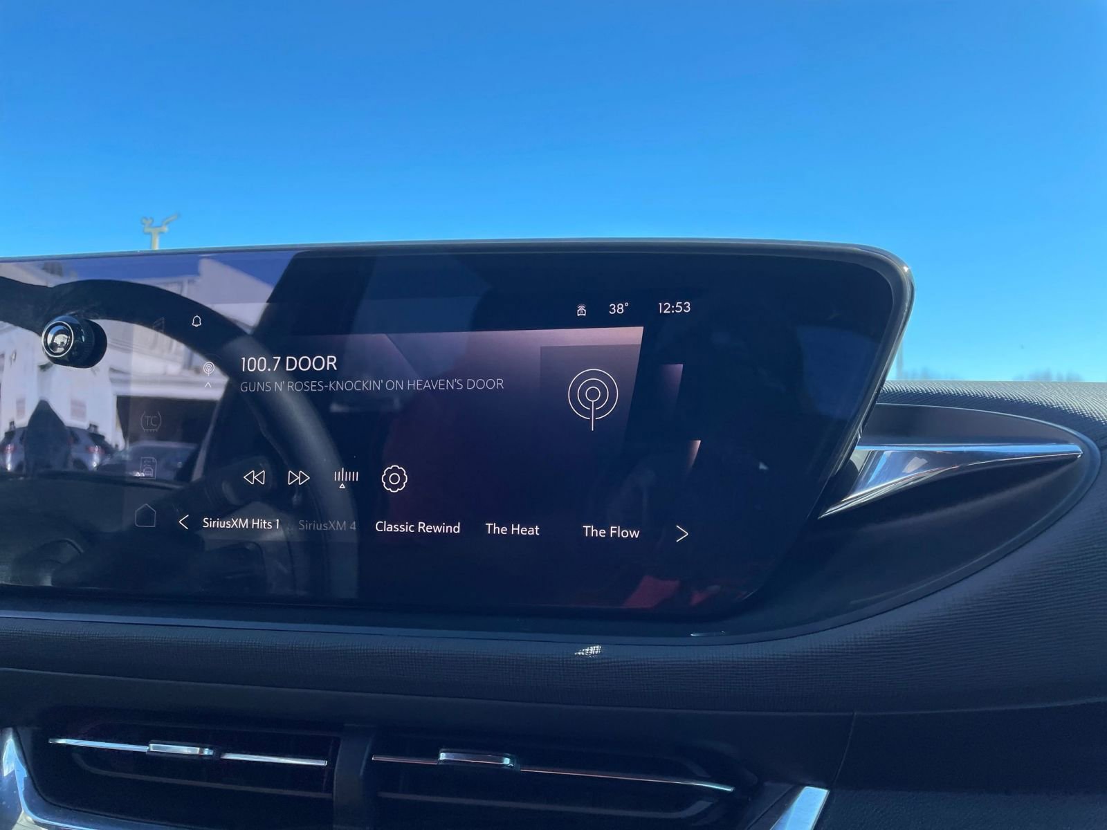 Used 2025 Buick Envista Preferred image 20