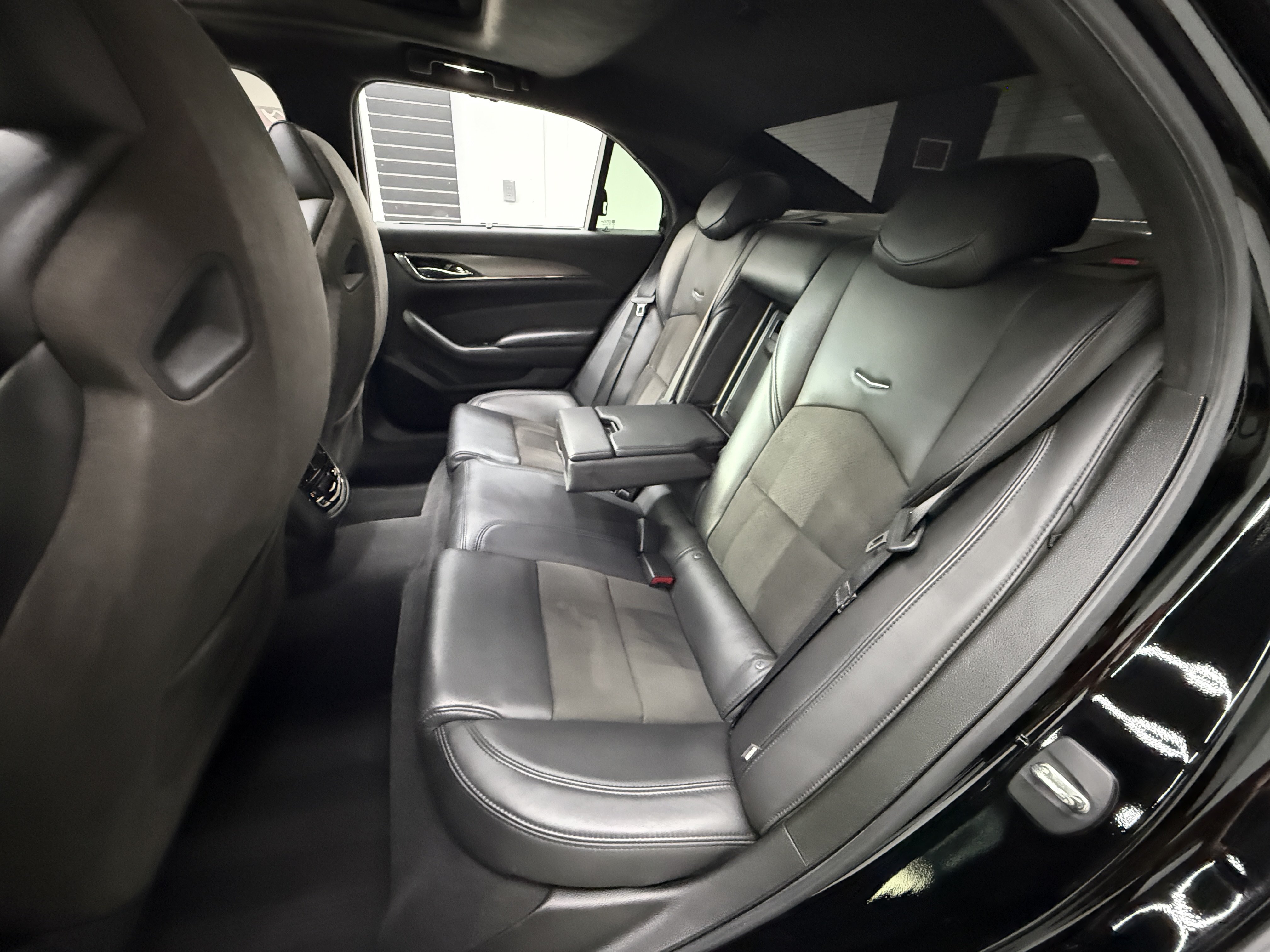 Used 2017 Cadillac CTS V w/ Carbon Fiber Package RWD image 31