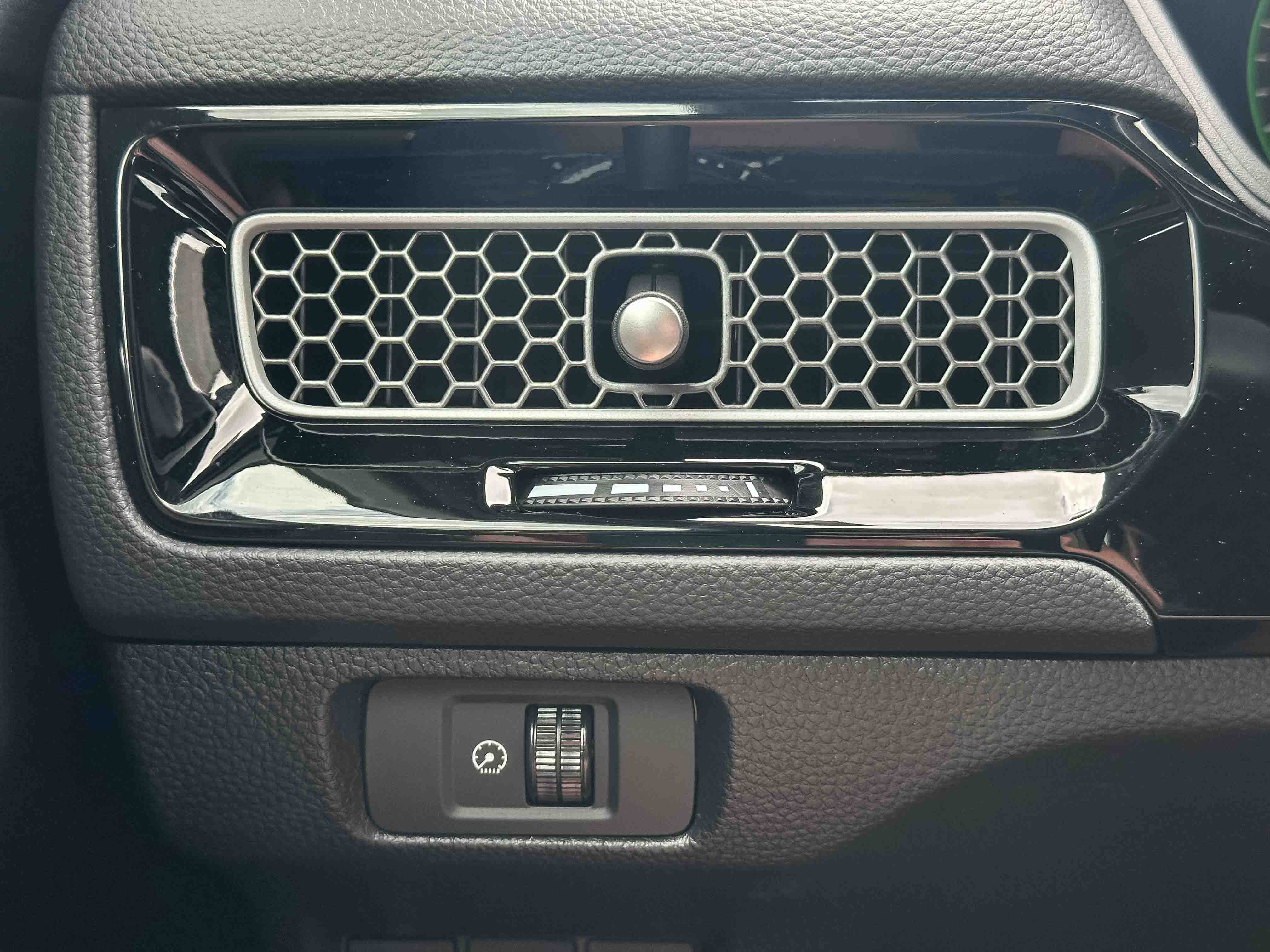 New 2026 Honda Civic Sport image 27