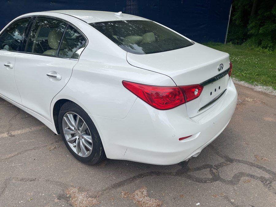 Used 2016 INFINITI Q50 3.0t Premium w/ Driver Assistance Package RWD image 7