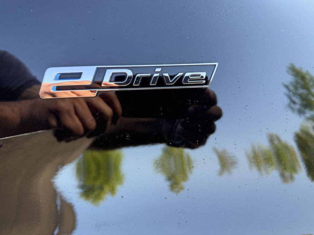 Used 2018 BMW 530e RWD image 14