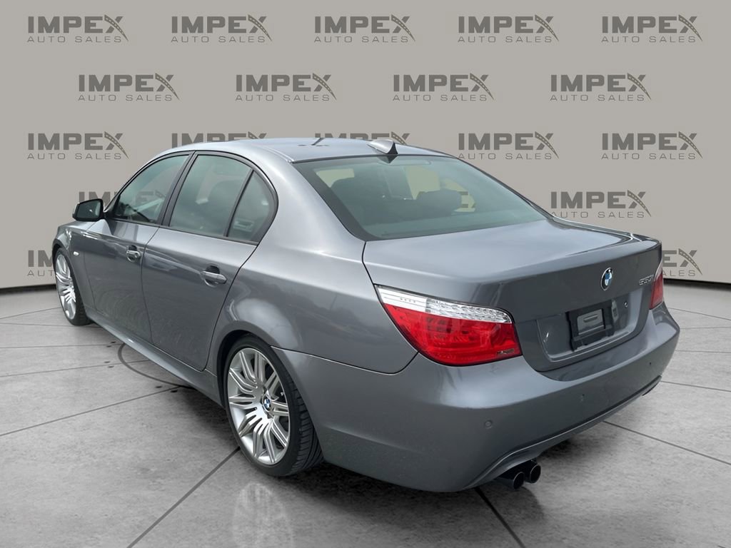 Used 2010 BMW 550i Sedan image 3