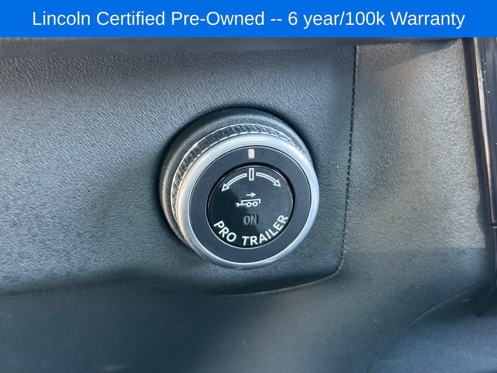 Certified 2025 Lincoln Navigator Reserve AWD/4WD image 32