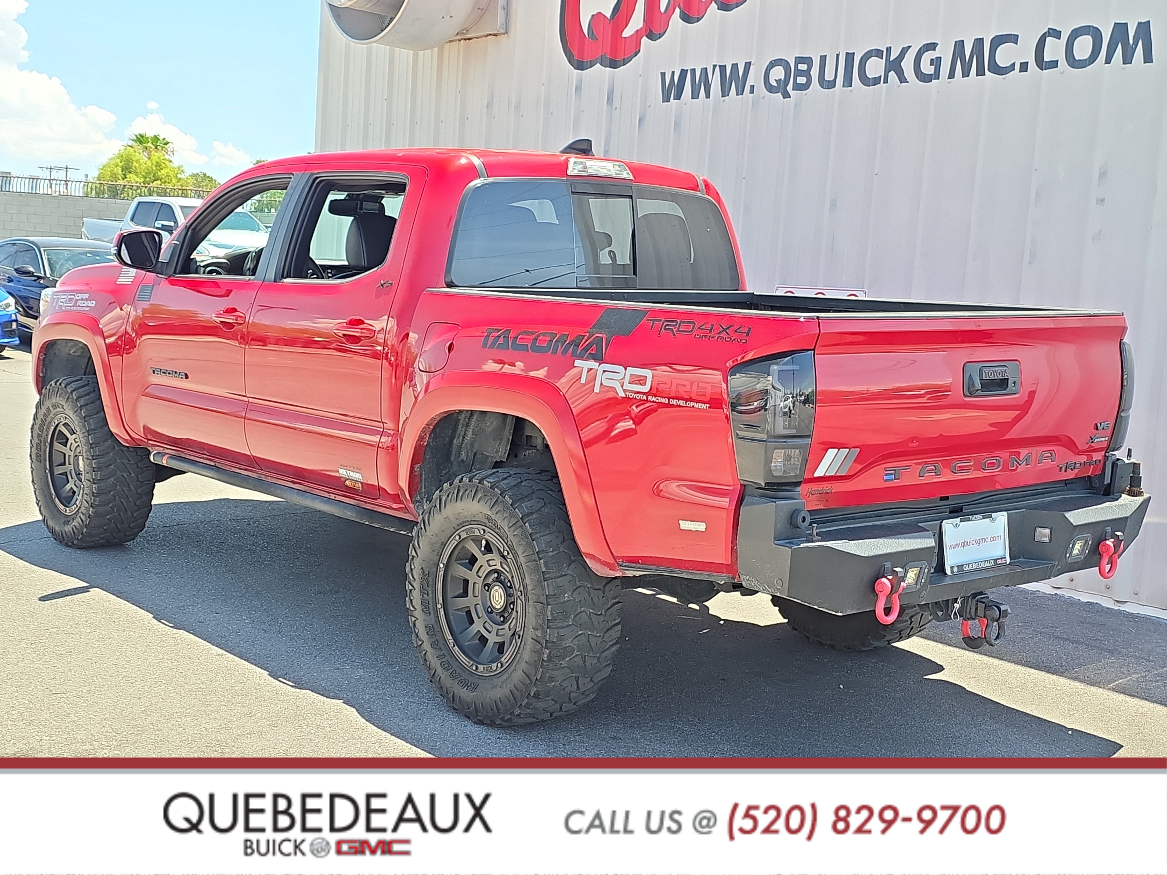 Used 2022 Toyota Tacoma TRD Sport w/ TRD Premium Sport Package AWD/4WD image 5