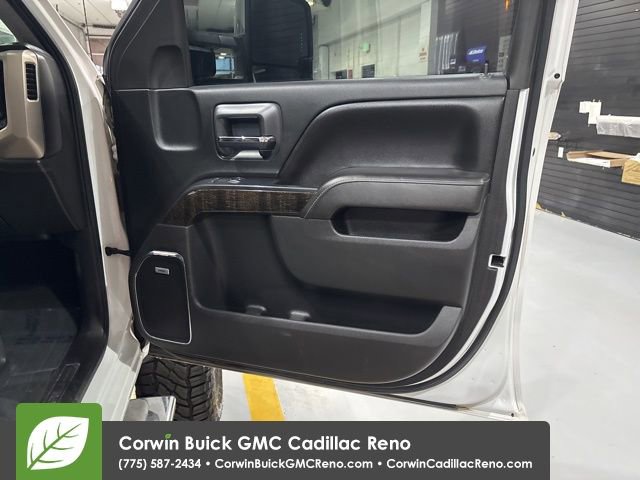 Used 2015 GMC Sierra 3500 Denali w/ Duramax Plus Package image 29