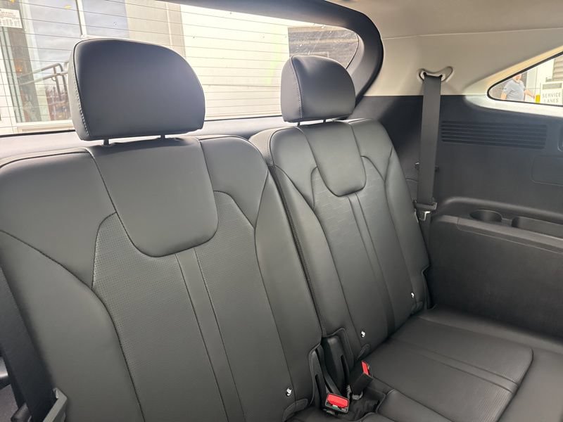 New 2026 Kia Sorento S w/ S Panoramic Sunroof Package AWD/4WD image 13