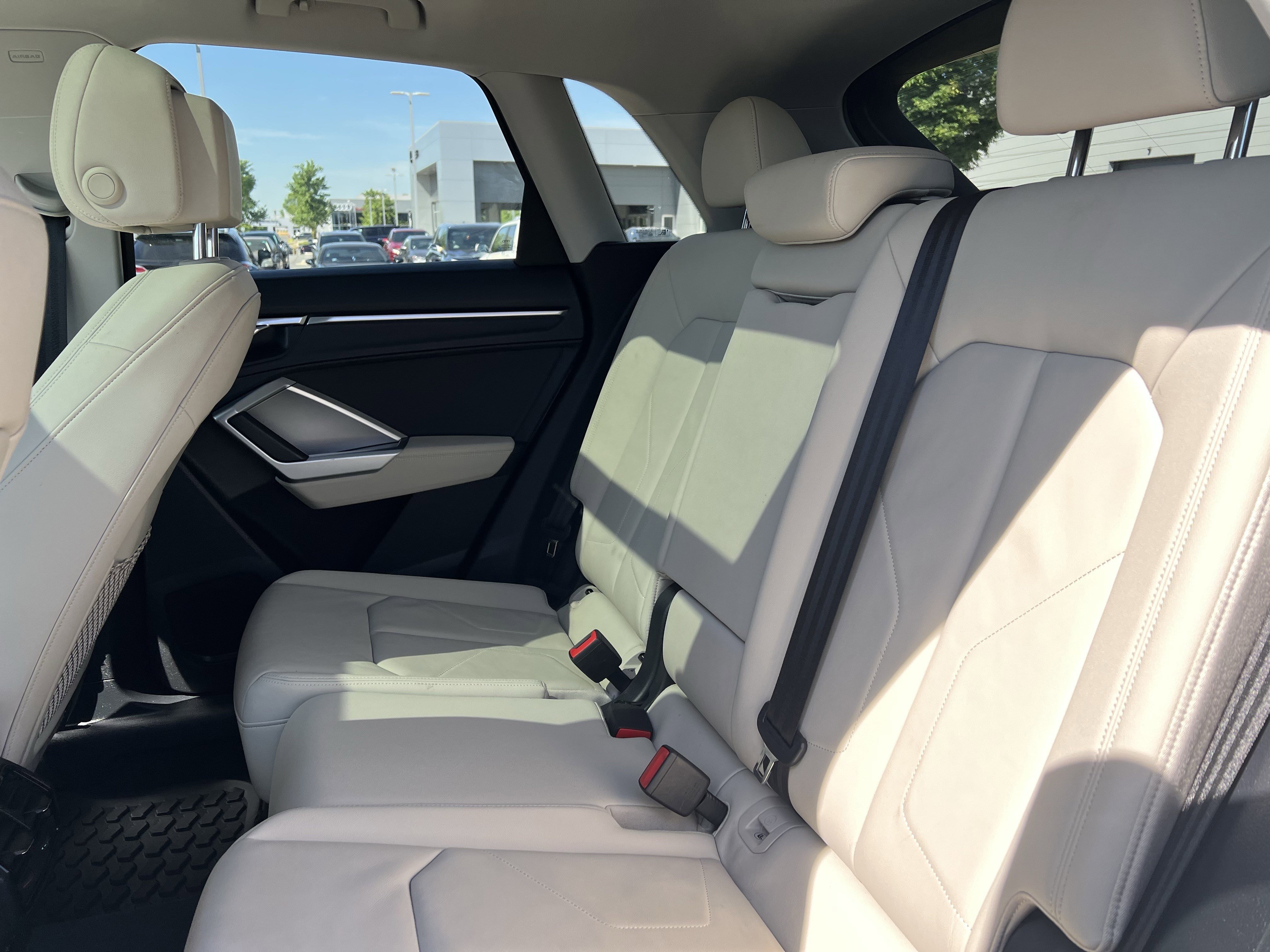 Used 2020 Audi Q3 2.0T Premium Plus image 33