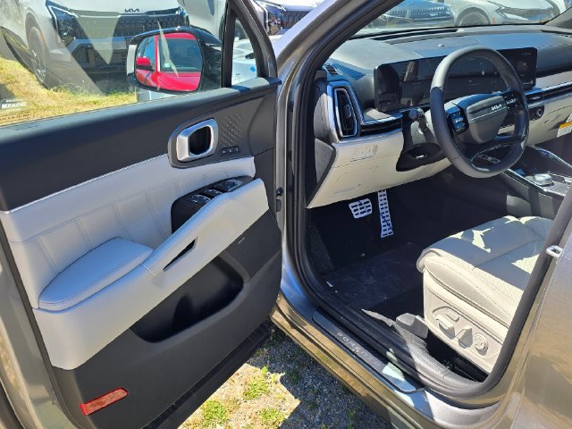 New 2026 Kia Sorento SX Prestige AWD/4WD image 17