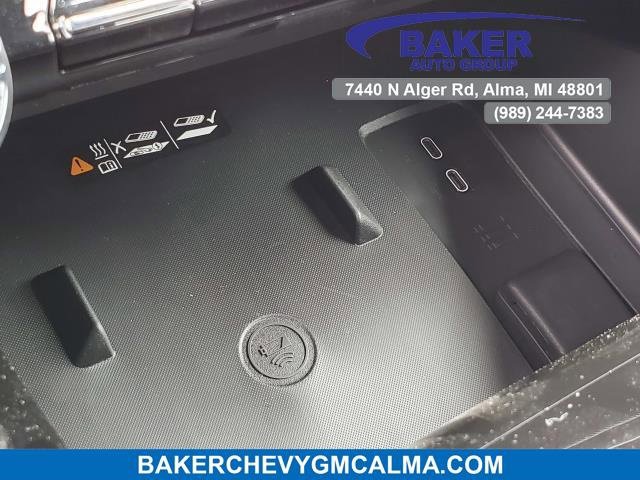 New 2025 Chevrolet Silverado EV LT image 18