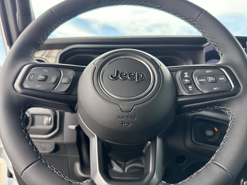 New 2026 Jeep Gladiator Sport AWD/4WD image 12