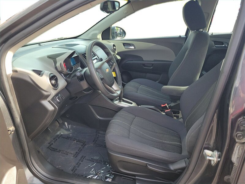 Used 2016 Chevrolet Sonic LT FWD image 10