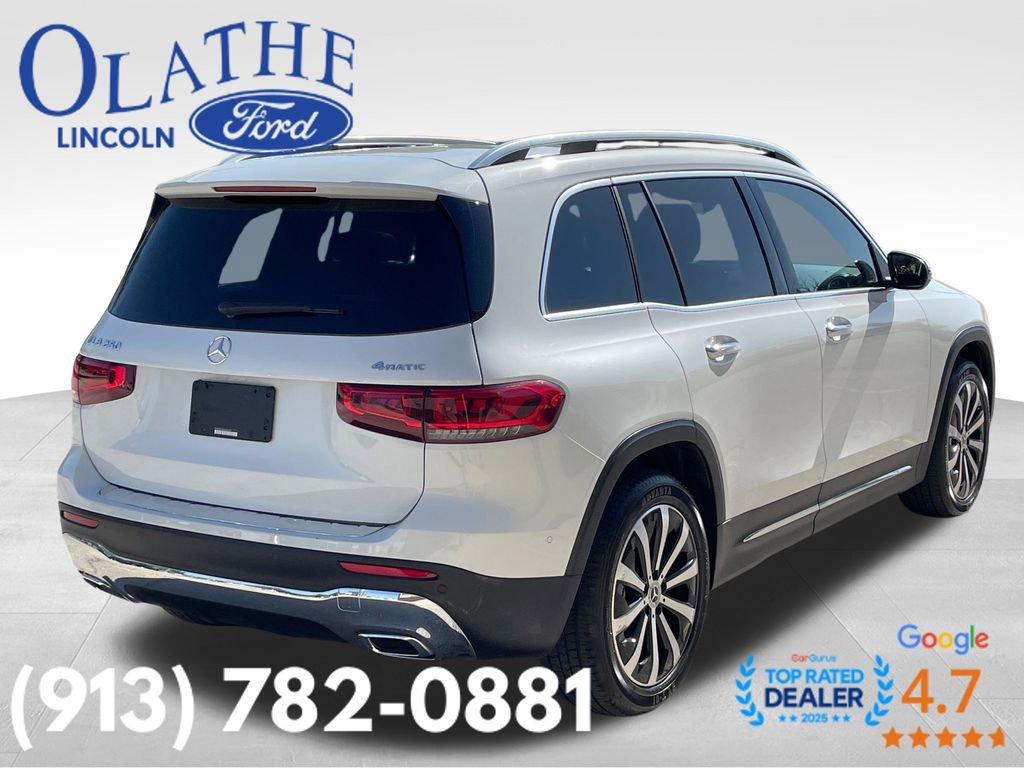Used 2021 Mercedes-Benz GLB 250 4MATIC w/ Premium Package image 5