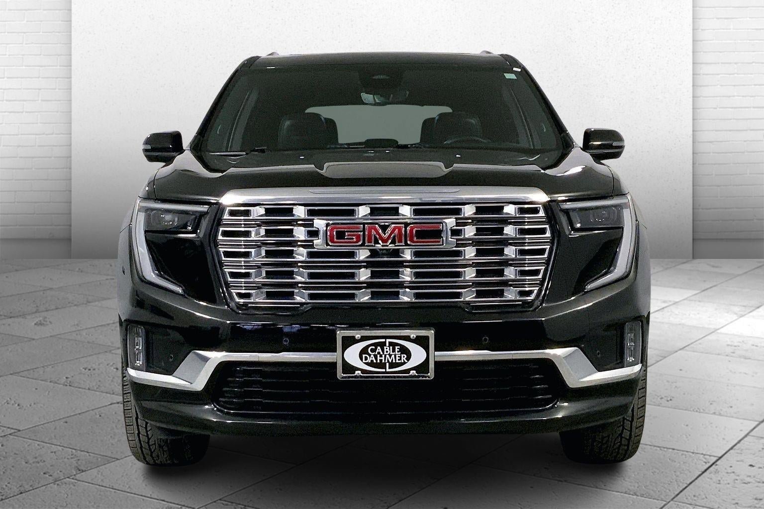 Used 2024 GMC Acadia Denali w/ Super Cruise Package image 2
