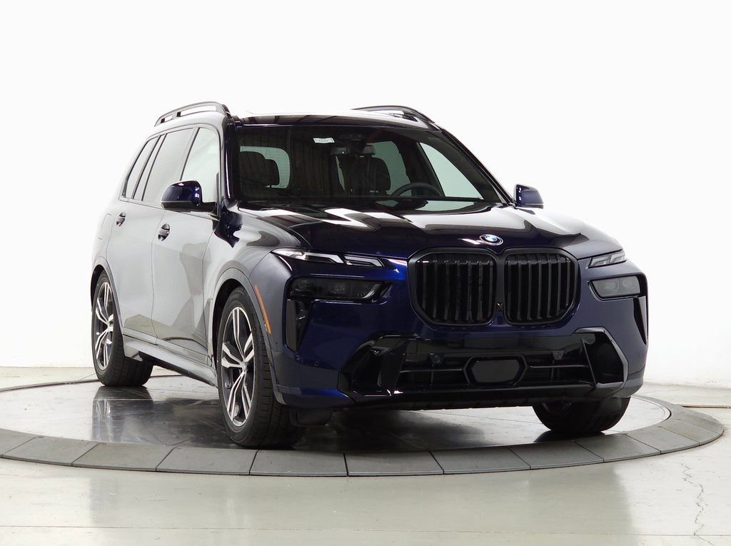 Used 2026 BMW X7 xDrive40i w/ M Sport Package image 1