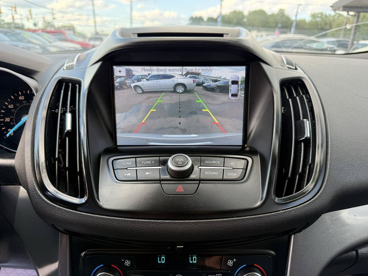 Used 2017 Ford Escape SE w/ SE Leather Comfort Package FWD image 13