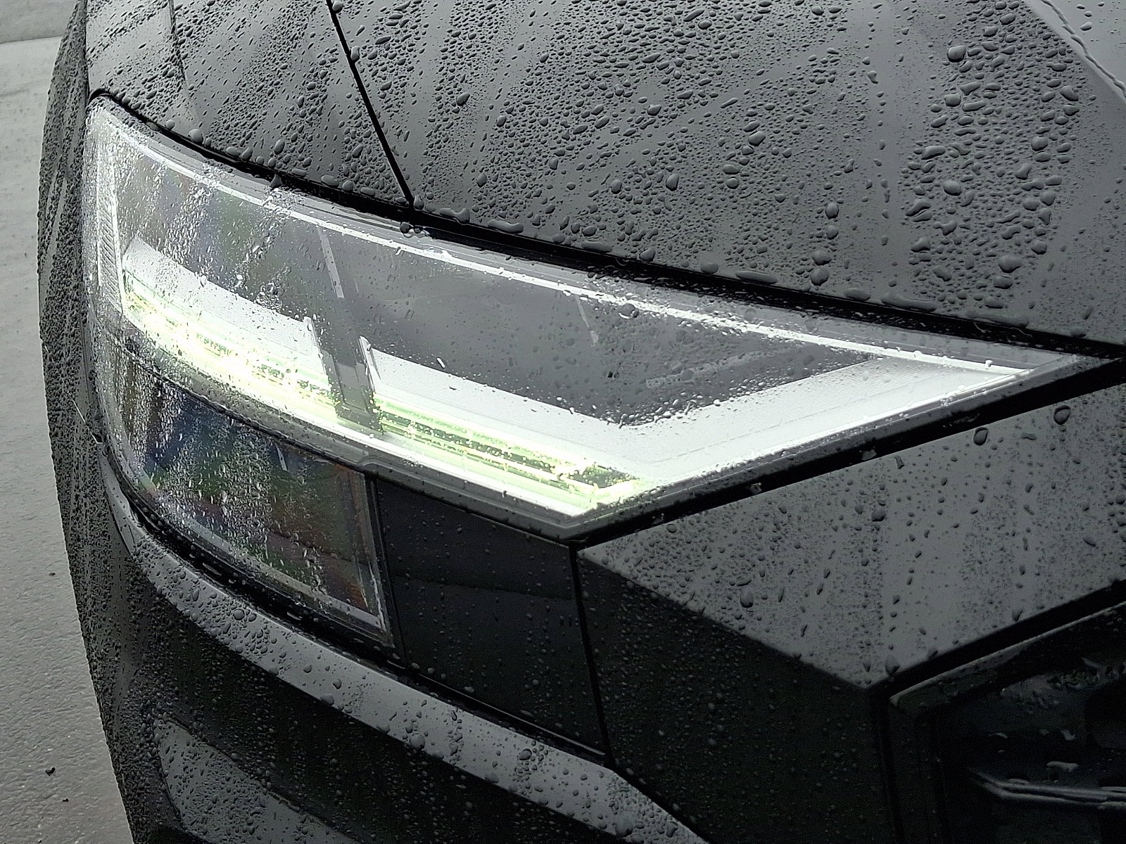 Used 2022 Audi Q8 Premium Plus image 9