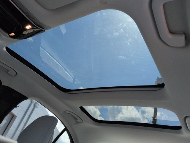 New 2026 Mercedes-Benz E 350 Sedan image 19