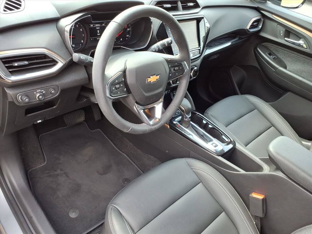 Used 2023 Chevrolet TrailBlazer ACTIV w/ Convenience Package FWD image 12