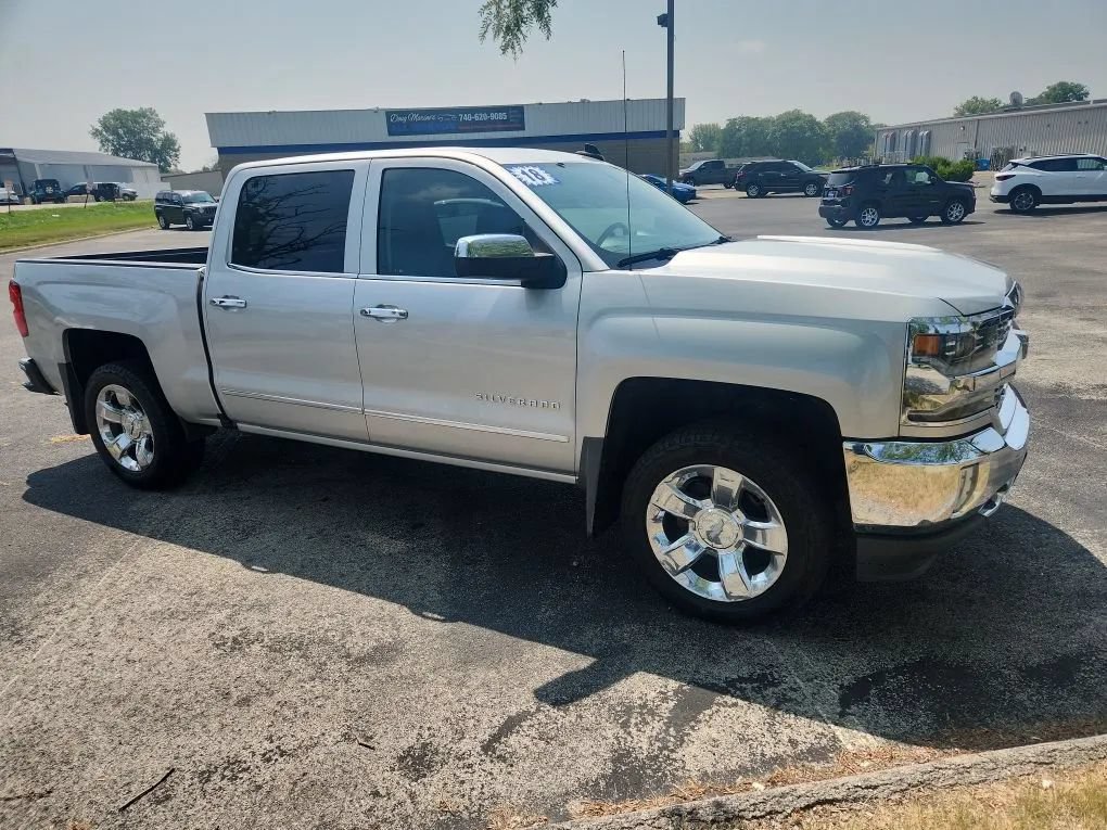 Used 2018 Chevrolet Silverado 1500 LTZ w/ Sport Package AWD/4WD image 3