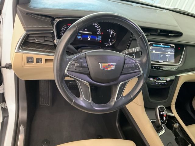 Used 2019 Cadillac XT5 FWD image 7
