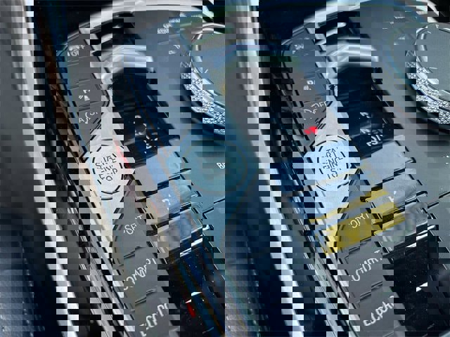 Used 2023 BMW 330i Sedan image 29