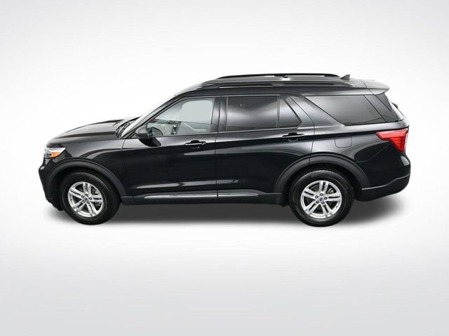 Used 2023 Ford Explorer XLT image 28