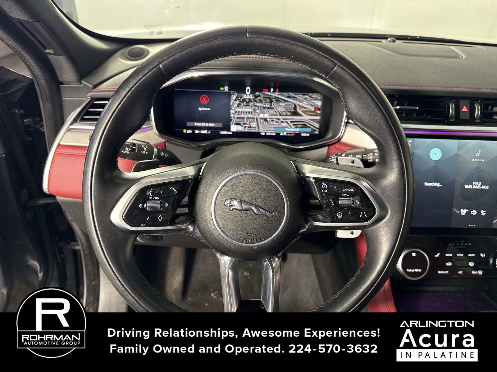 Used 2024 Jaguar F-PACE R-Dynamic S image 11