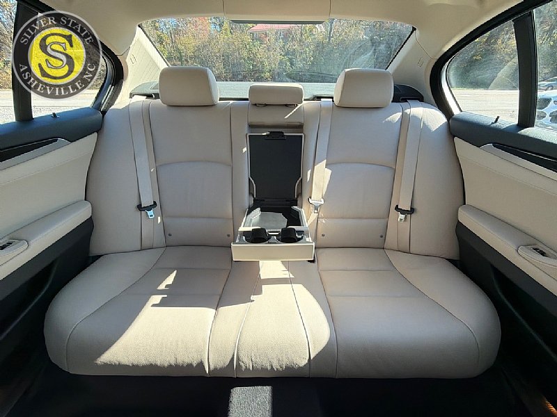 Used 2011 BMW 535i Sedan RWD image 19