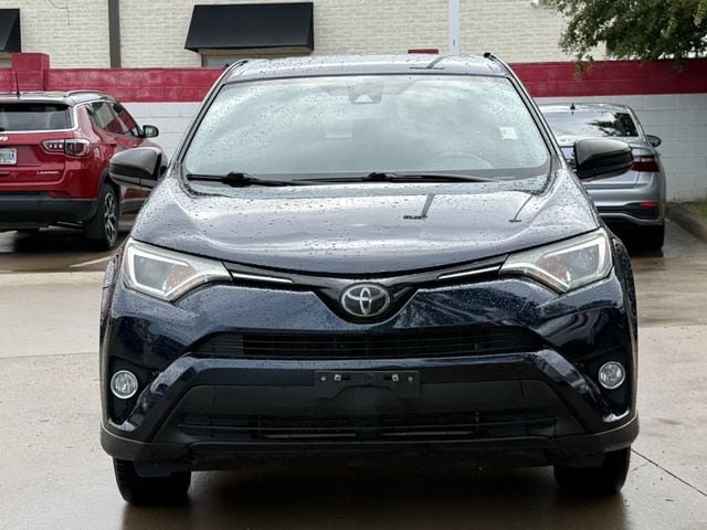 Used 2018 Toyota RAV4 LE FWD image 8