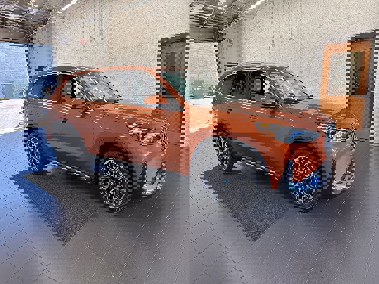 New 2025 BMW X1 xDrive28i w/ Technology Package