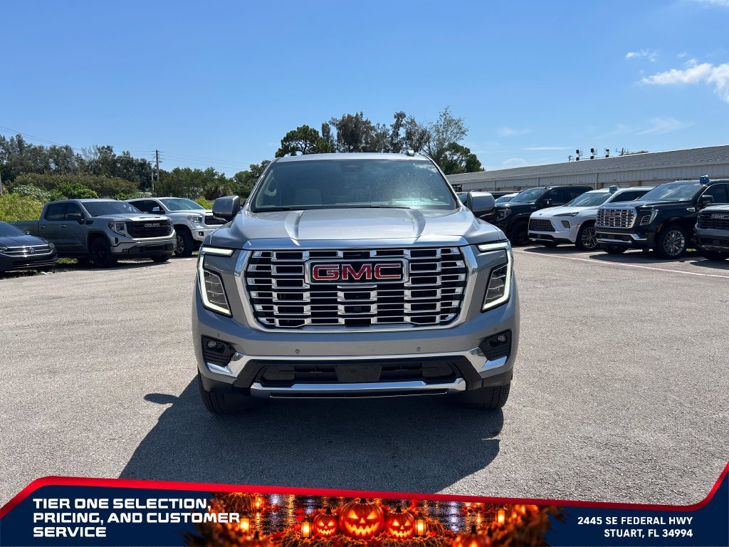 New 2026 GMC Yukon Denali w/ Denali Reserve Package AWD/4WD image 3
