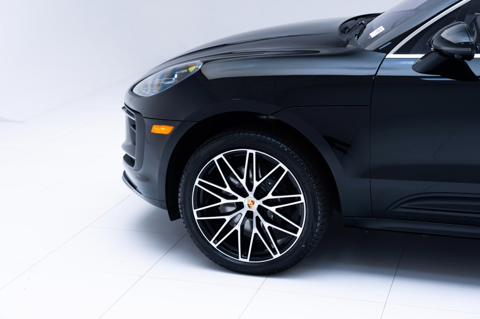 New 2025 Porsche Macan image 11