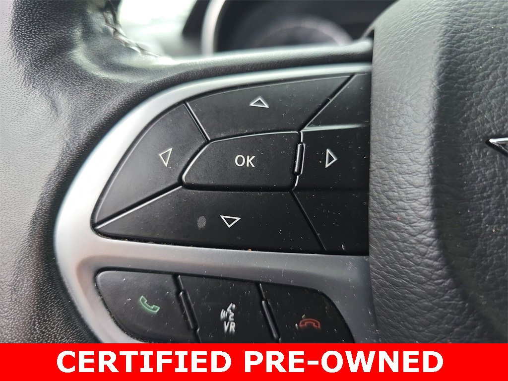Certified 2019 Chrysler 300 Limited image 17