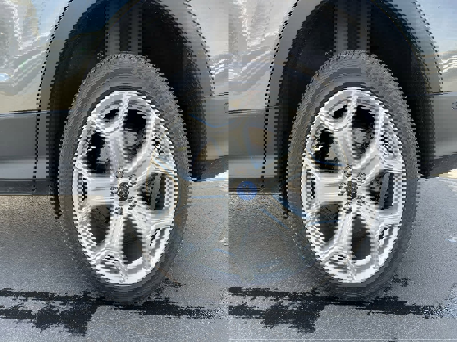 Used 2019 Ford Escape Titanium image 14