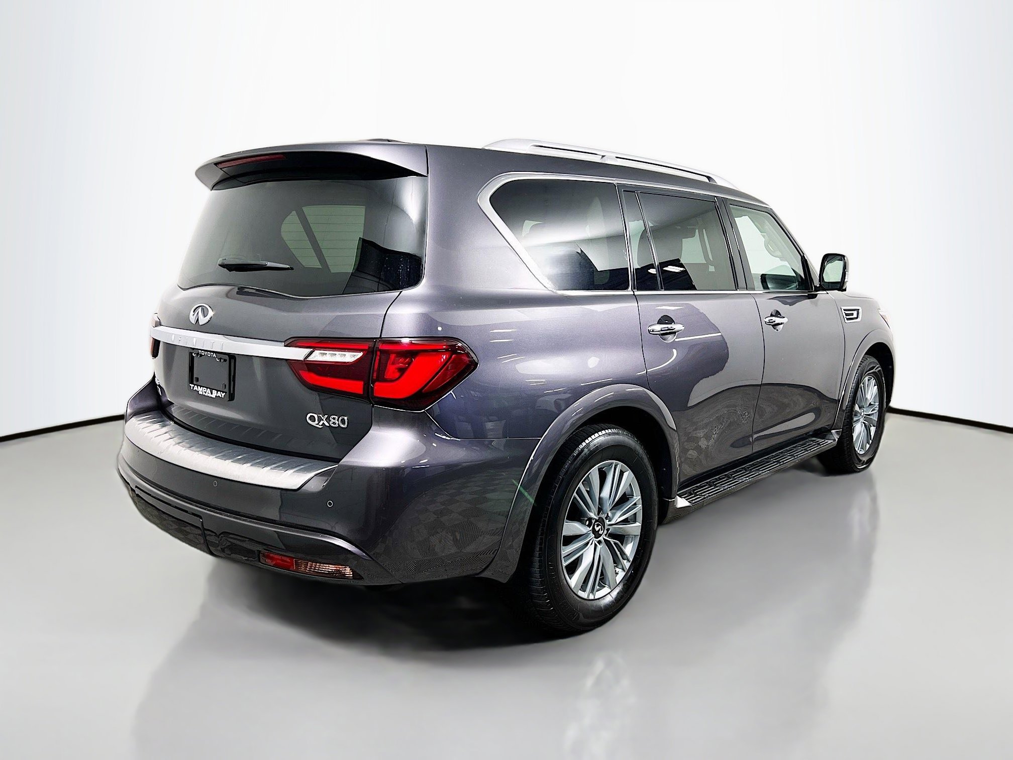 Used 2024 INFINITI QX80 Luxe image 4