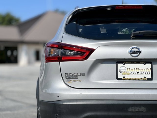 Used 2020 Nissan Rogue Sport SL w/ Premium Package image 9