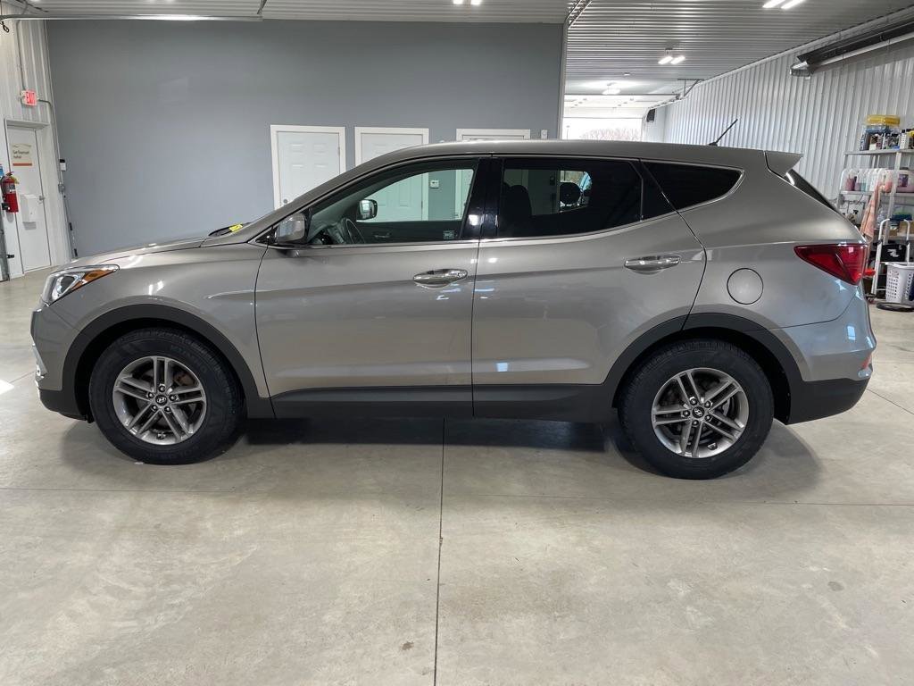 Used 2018 Hyundai Santa Fe Sport image 4