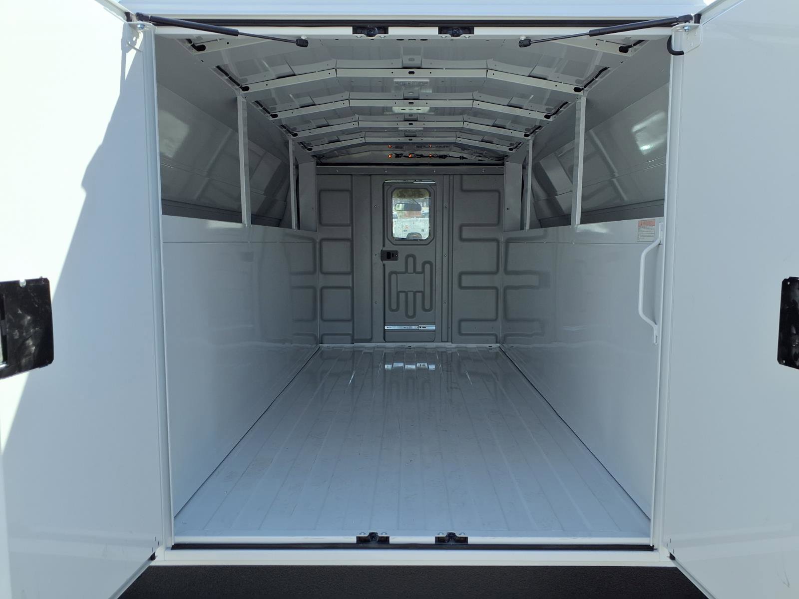 New 2025 GMC Savana 3500 w/ Power Convenience Package RWD image 4