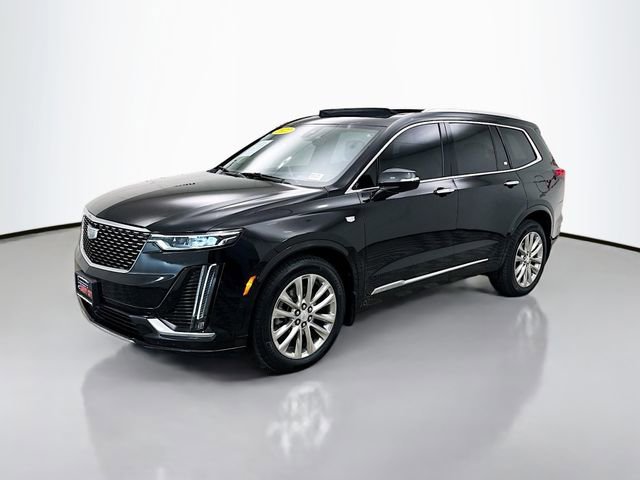 Used 2022 Cadillac XT6 Premium Luxury w/ Technology Package image 4