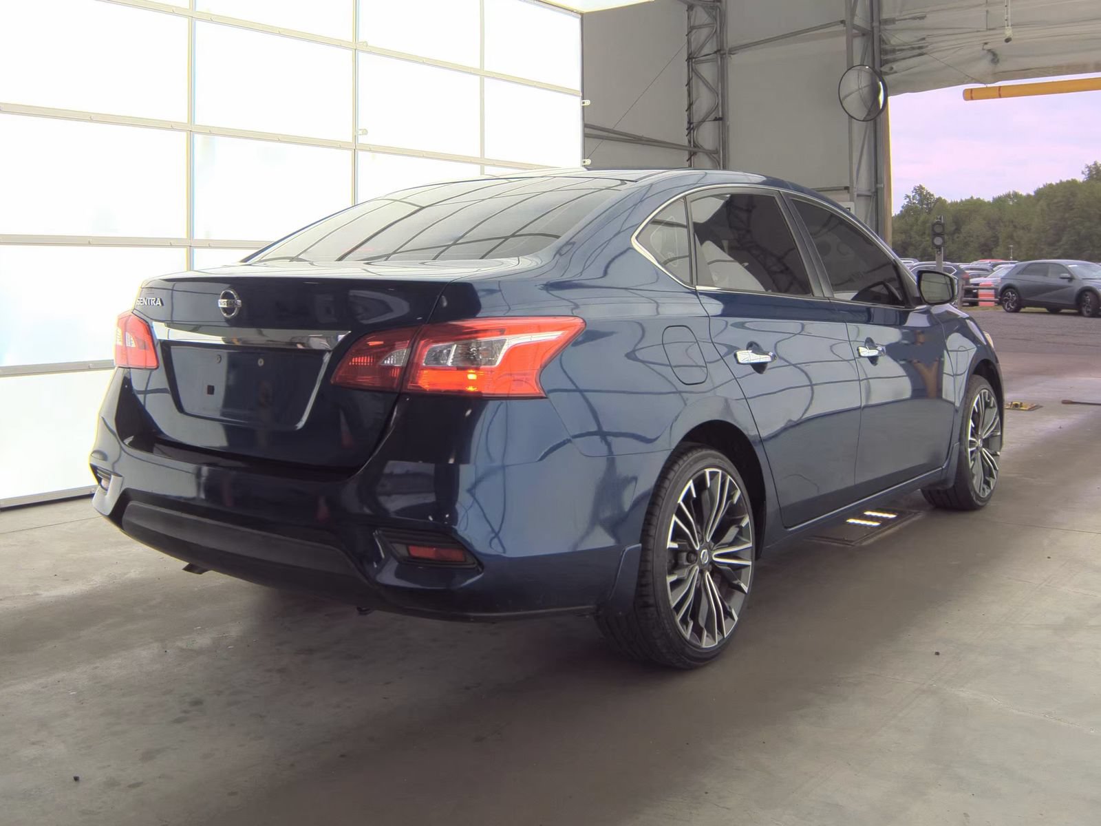 Used 2017 Nissan Sentra S FWD image 4