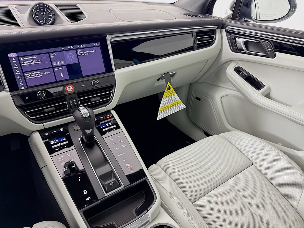 New 2026 Porsche Macan AWD/4WD image 27