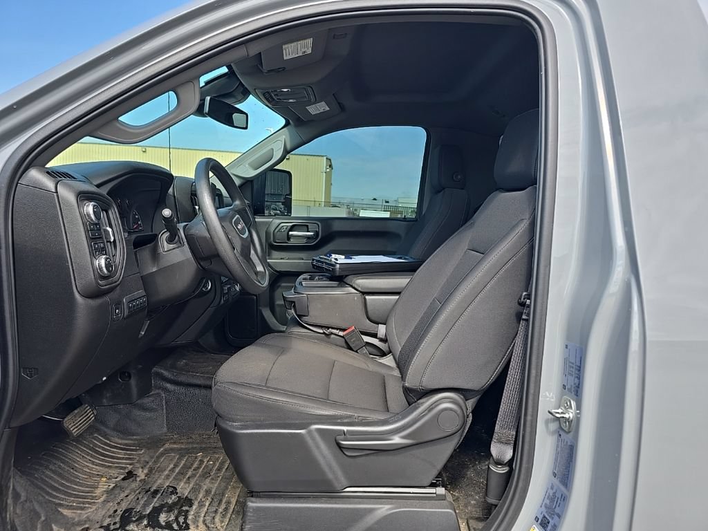 Used 2025 GMC Sierra 3500 Pro w/ Convenience Package AWD/4WD image 10