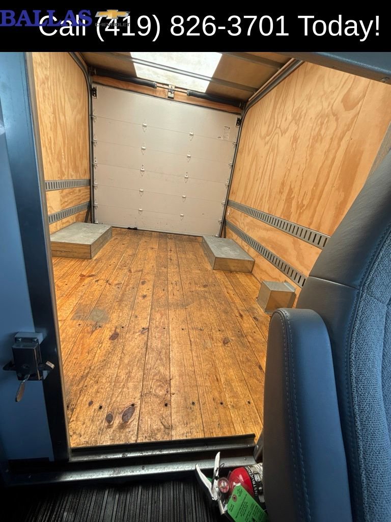 Used 2021 Chevrolet Express 3500 w/ Power Convenience Package RWD image 11