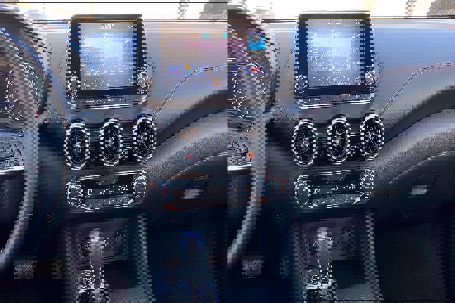 Used 2025 Nissan Sentra SR image 7