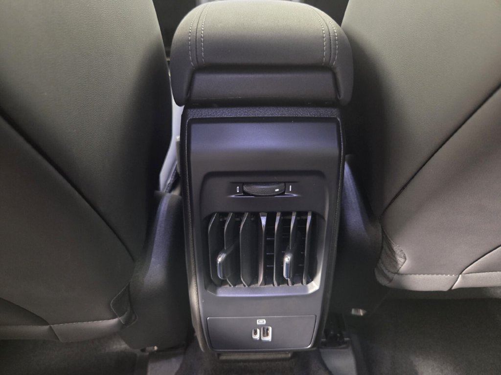 Used 2025 Alfa Romeo Tonale w/ Premium Package AWD/4WD image 24