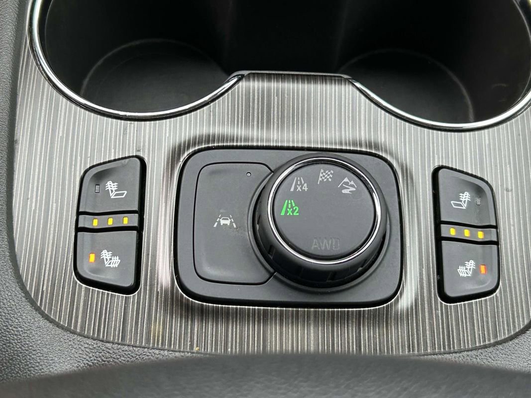 Used 2023 GMC Acadia SLT image 27